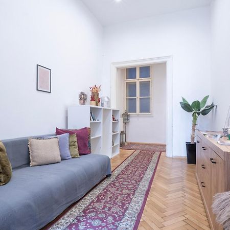 Cedar Inn Budapest - Palace District المظهر الخارجي الصورة