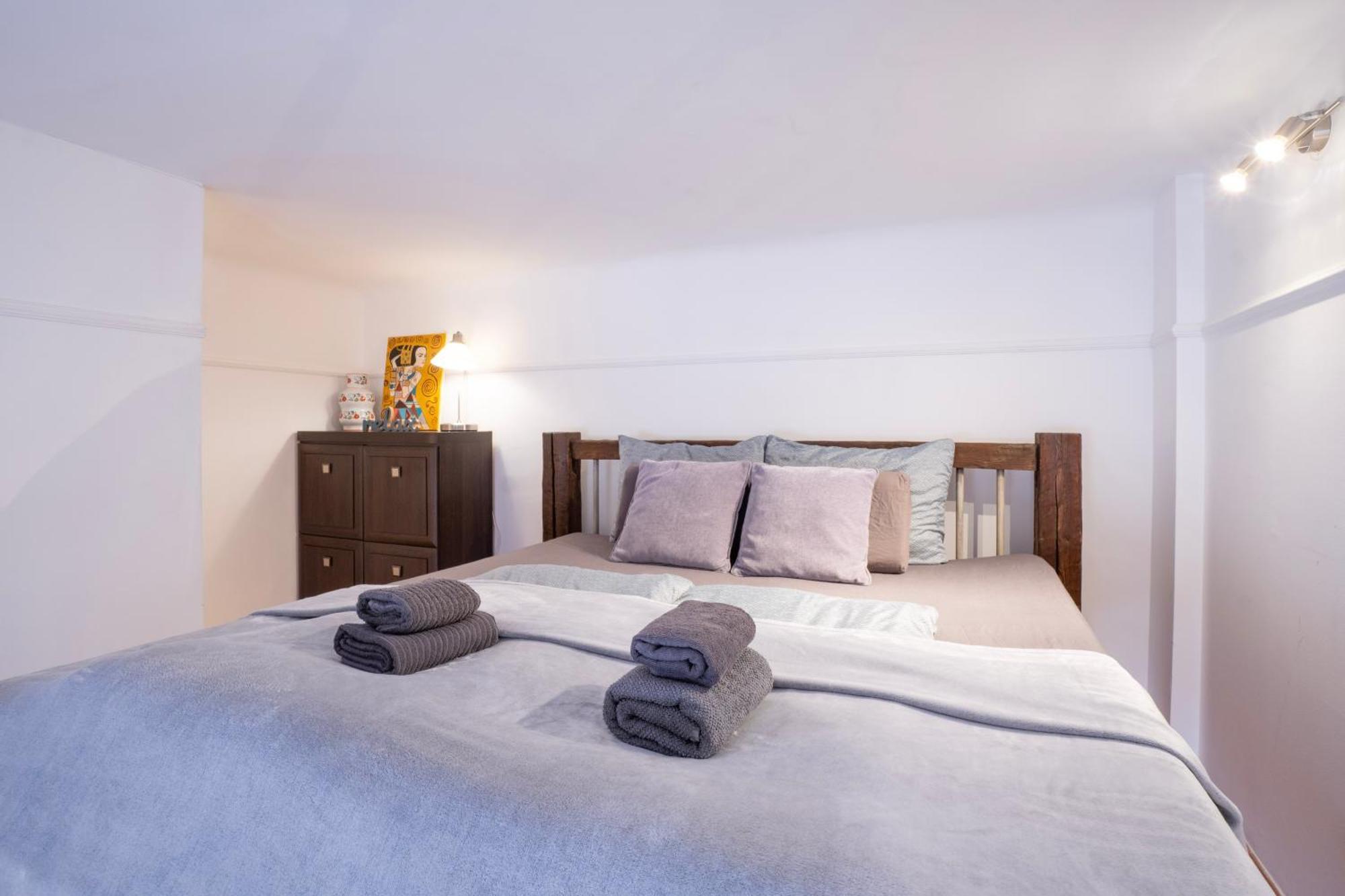 Cedar Inn Budapest - Palace District المظهر الخارجي الصورة